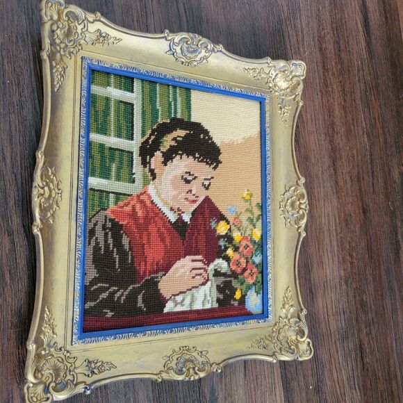 Vtg Framed Needlepoint Old Fashion Girl Embroidering Wall Decor Art Romantic - Picture 14 of 15